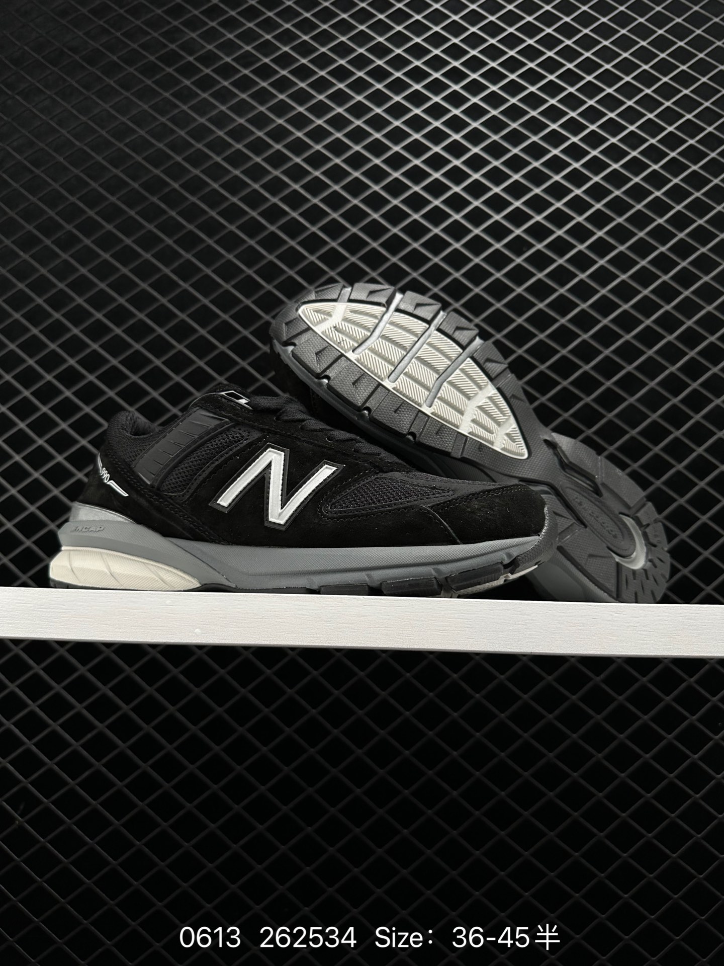 New Balance Made in USA M990V3